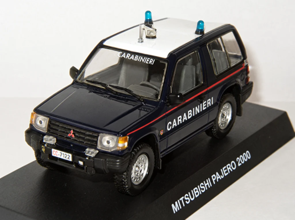 2003 Mitsubishi Pajero Carabinieri diecast model